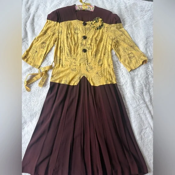 Amazing Vintage 1940s Peplum Bombshell Dress VOLUP Sexy 1 OF A KIND - Picture 8 of 11